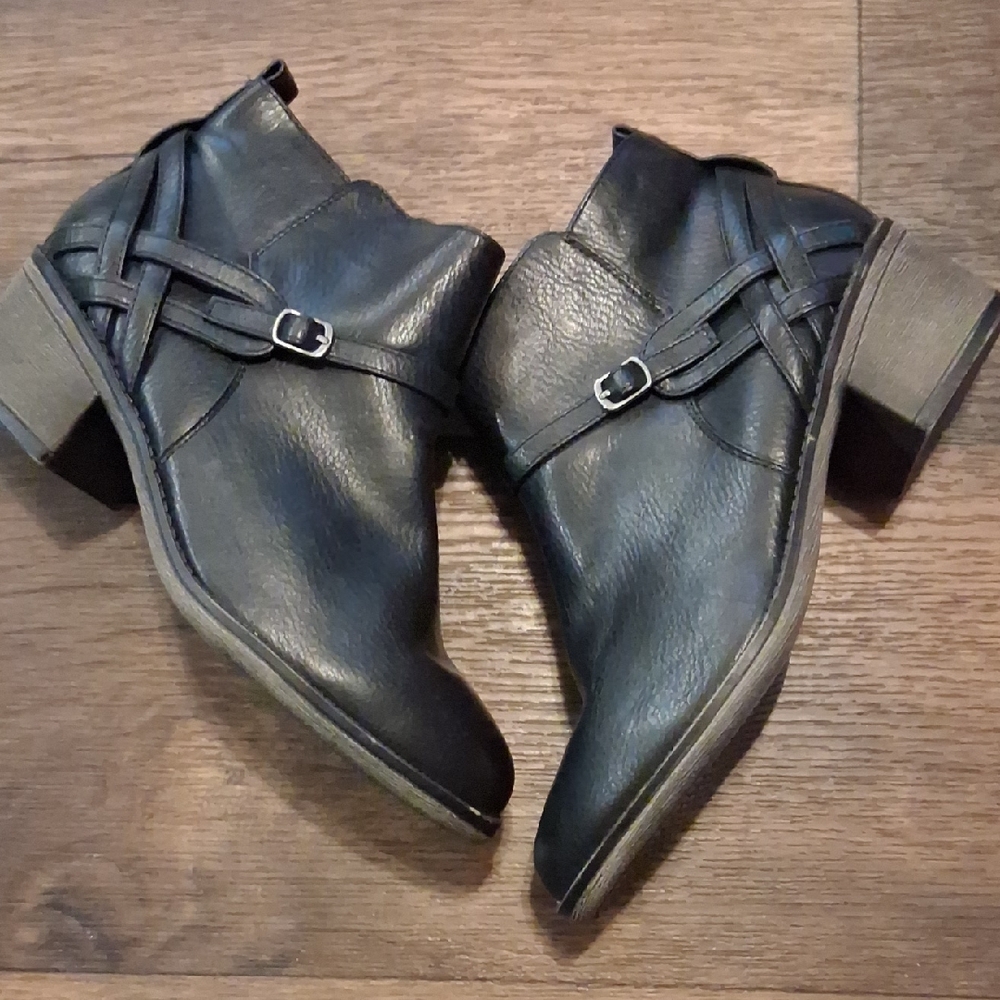 Black Ankle Boots for Women